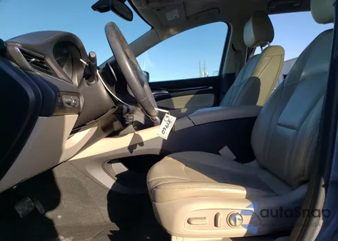 2018 Buick Enclave Essence z USA, uszkodzony, nr VIN 5GAERBKW5JJ138560